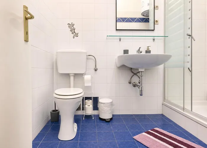 Cozy 1 Bedroom In Location Apartment