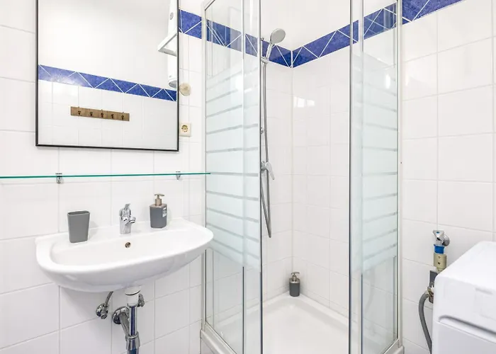 Cozy 1 Bedroom In Location