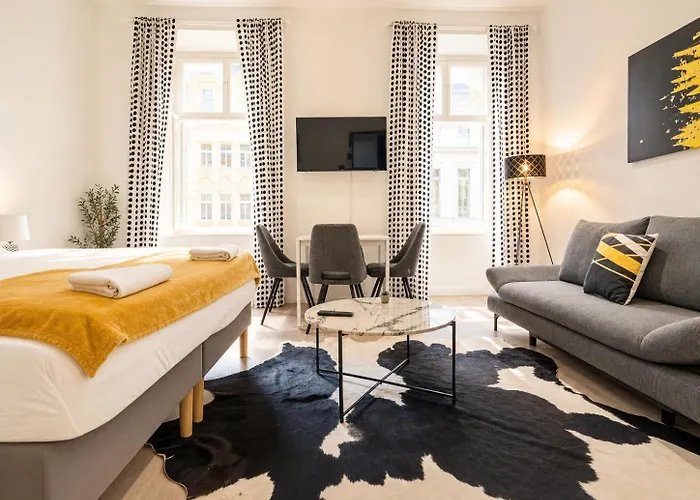 Cozy 1 Bedroom In Location *